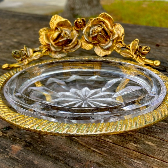 Vintage Ormolu soap dish (2 piece)